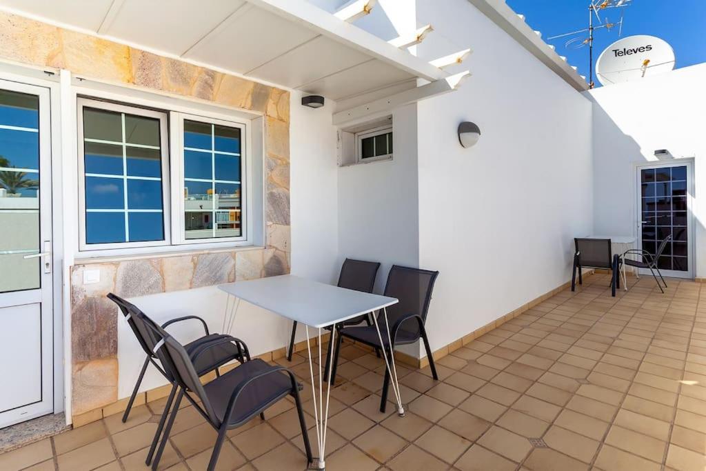 Villa Marlenghi With Private Pool San Bartolome Bagian luar foto